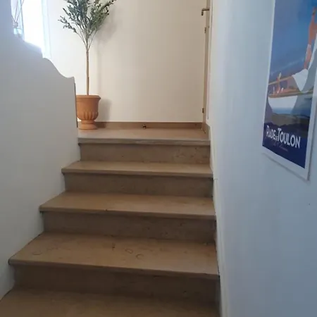 Panoramic Sea View, Walk To Train Station And Port - Vue Panoramique, Gare Et Port A Pied Apartment
